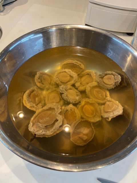 I rehydrated 4.9 heads of dried abalone.